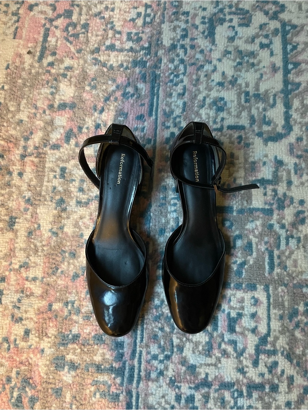 GORGEOUS BLACK REFORMATION HEELS!!!